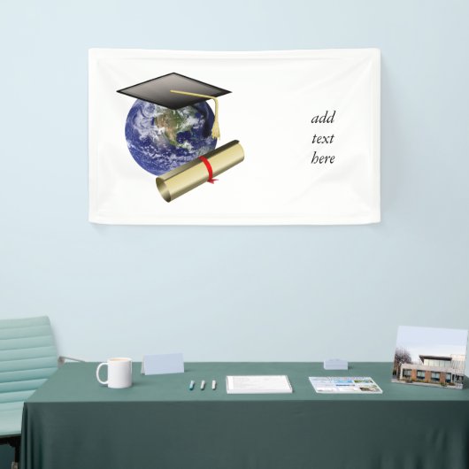 ワールドクラス卒業 – キャップと黄金の卒業証書 横断幕 (トレードショー)