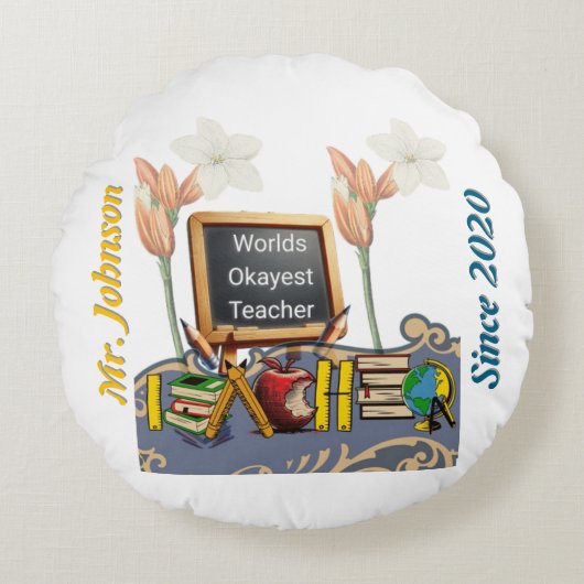 ワールドズオカイスト先生装飾用クッション – クおもしろいラス ラウンドクッション (正面)