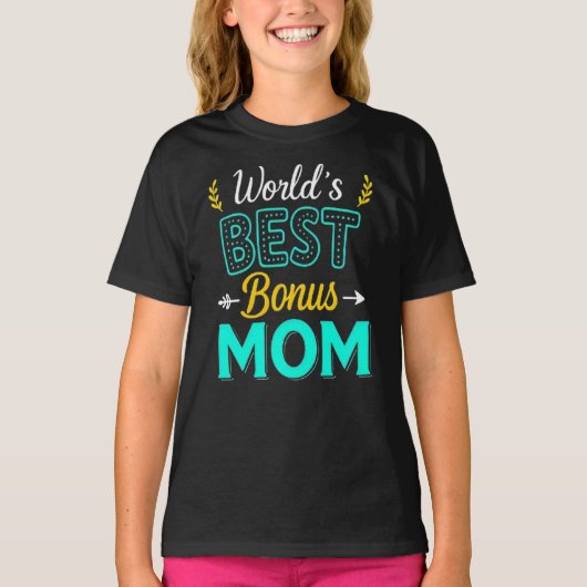 ワールド最高のズボーナスママティー – Love Beyond Biological Tシャツ (正面)