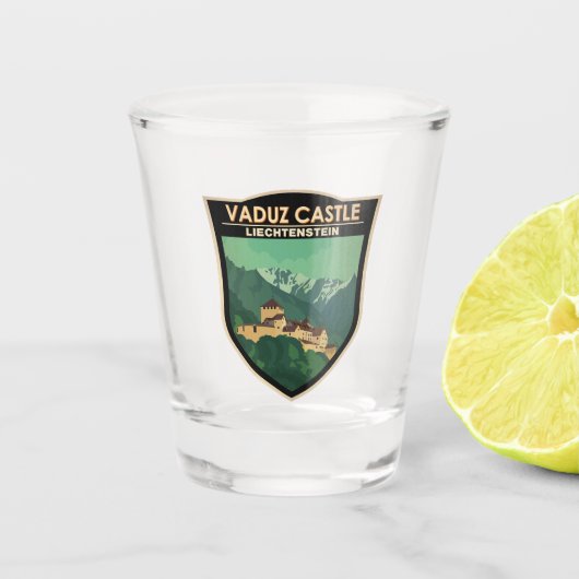 ヴァドゥーズキャッスルリヒテンシュタイン旅行ヴィンテージバッジ ショットグラス (正面)