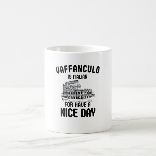 ヴァファンクライタリアンロは楽しい一日を過ごせばいいイタリアン。 コーヒーマグカップ (中央)