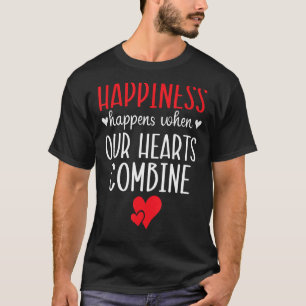 ヴァレンティンとハートが結び付くと幸せが訪れる Tシャツ
