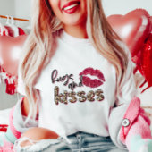 ヴァレンティーンズデイハグズとキス Tシャツ