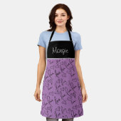 ヴァレンティーンズデイハンドレタリングラブハート名 エプロン (着用した状態)