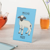 ヴァレーブラックノーズ羊の漫画イラストレーション 台座サイン (インサイチュ)