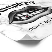 ヴァンパイアは料理の牙をおもしろいしない ポスター (角)