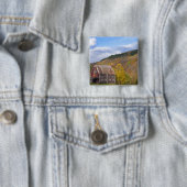 ヴァーモントの緑山の納屋。 ハンコック、3 缶バッジ (インサイチュ)