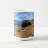 ヴィクトリアの島々湾沿岸のパノラマ コーヒーマグカップ (中央)
