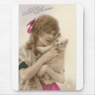 ヴィクトリア時代の女性と犬の古写真 マウスパッド