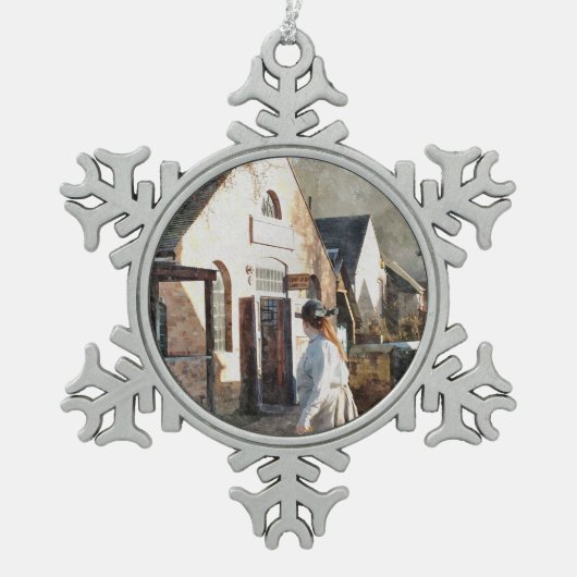ヴィクトリア朝のイギリス スノーフレークピューターオーナメント (正面)