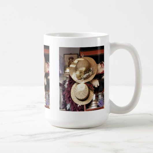 ヴィクトリア朝時代のイギリス コーヒーマグカップ (右)