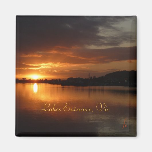 ヴィック湖口 マグネット (正面)