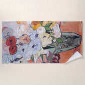 ヴィンセント・ヴァン・ゴッホ - バラとアネモネの花瓶 ビーチタオル (正面)