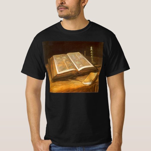 ヴィンセント・ヴァン・ゴッホ - 聖書のある静物 Tシャツ (正面)
