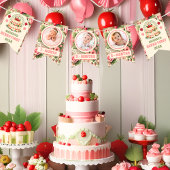 ヴィンテージいちご1st誕生日パーティー写真 バンティングフラッグ