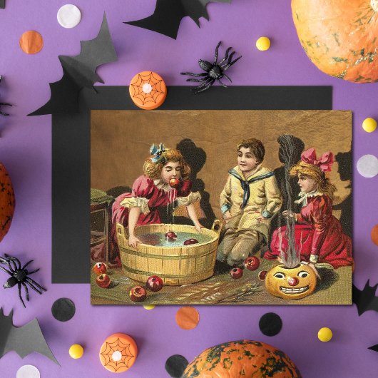 ヴィンテージおもしろいがパーティーでリンゴに浮かぶ ポストカード