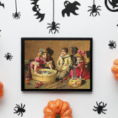 ヴィンテージおもしろいがパーティーでリンゴに浮かぶ ポストカード