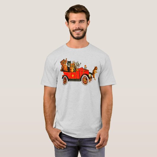 ヴィンテージおもしろいの猫が登場するクラシック自動車 Tシャツ (正面フル)