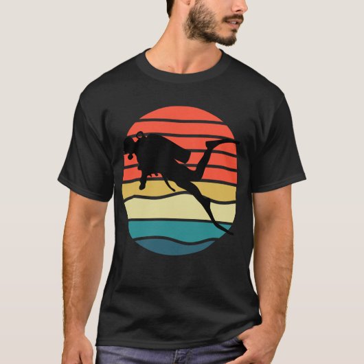 ヴィンテージおもしろいスキューバダイビングダイビングギア水中ディ Tシャツ (正面)