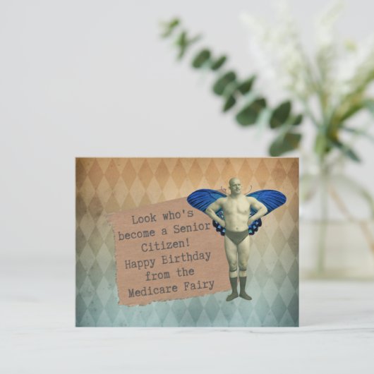 ヴィンテージおもしろい男性妖精シニア誕生日はがき ポストカード (スタンド正面)