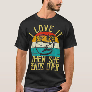 ヴィンテージおもしろい魚釣り恋人 – I Love It When She B Tシャツ
