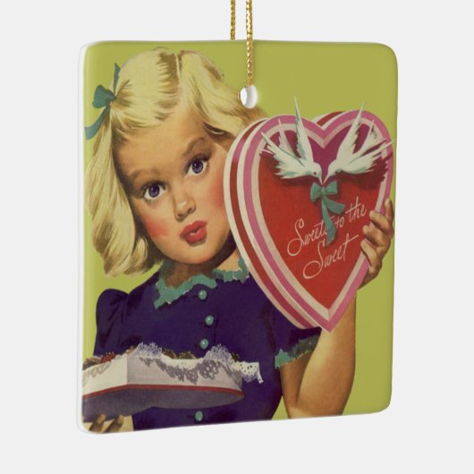ヴィンテージかわいいバレンタインデーとチョコレート入り女の子 セラミックオーナメント (右)