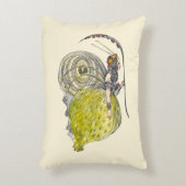 ヴィンテージかわいいファンタジー蝶の妖精と翼 アクセントクッション (正面(垂直))