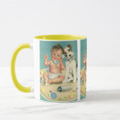 ヴィンテージかわいいベビー電話で話す子犬 マグカップ (左)