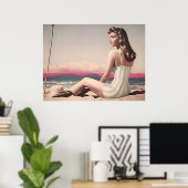 ヴィンテージかわいらし女がビーチに座る ポスター (ホームオフィス)