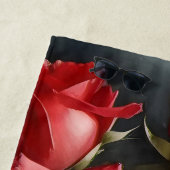 ヴィンテージかわいらし赤のバラの水の色絵画の ビーチタオル (インサイチュ)