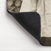 ヴィンテージが庭でキスをするの子どもたちの愛の写真 マウスパッド (コーナー)