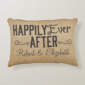 ヴィンテージがBurlapの後ずっと幸せに アクセントクッション (正面)