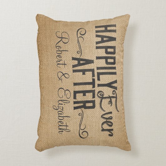 ヴィンテージがBurlapの後ずっと幸せに アクセントクッション (正面(垂直))