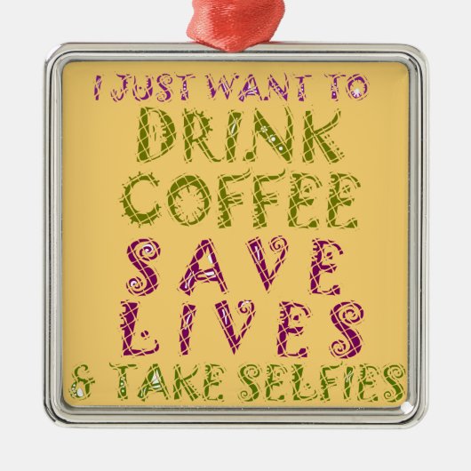 ヴィンテージでコーヒー救を飲み、自撮りする メタルオーナメント (正面)