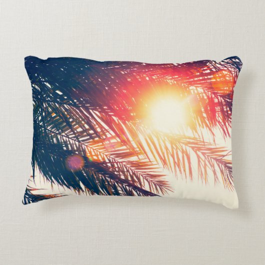 ヴィンテージで作られた熱帯沿岸のココナッツの木  アクセントクッション (裏面)