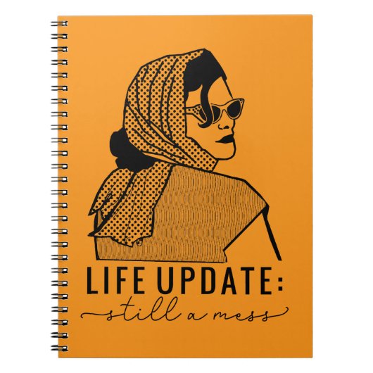ヴィンテージなセンス "Life Update: Still a Mess" レトロ ノートブック (正面)