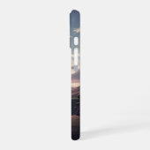 ヴィンテージな輪のある惑星が丘の上に iPhone 16ケース (左側面)