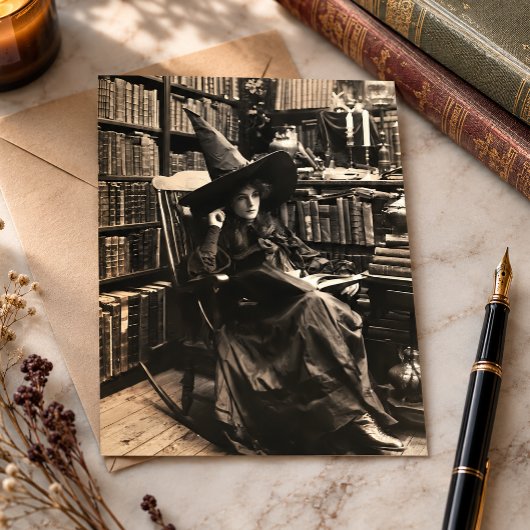 ヴィンテージな魔女の読書 ポストカード