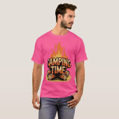ヴィンテージな「キャンピングタイム」薪 Tシャツ (正面フル)