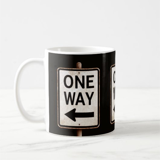 ヴィンテージなONE WAY錆びたストリートサイン コーヒーマグカップ (左)