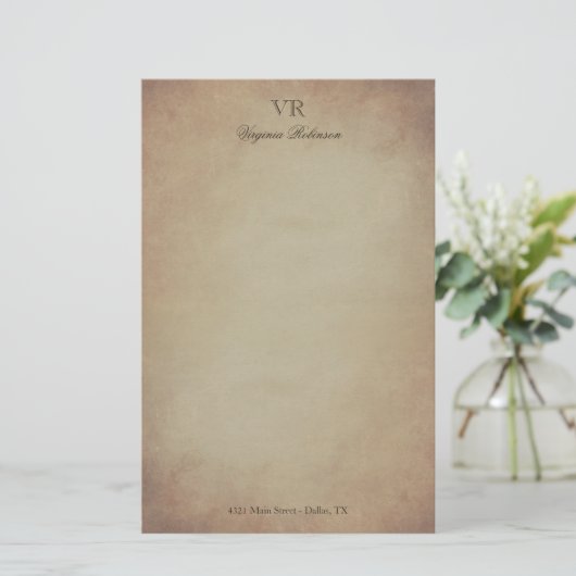 ヴィンテージによって黄色にされるペーパーモノグラム及び名前をカスタムする 便箋 (スタンド正面)