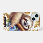 ヴィンテージのかわいいナマケモノ柄 iPhone 15ケース (裏面横)