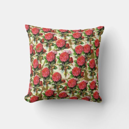 ヴィンテージのかわいらしくシックな赤いバラの壁紙のコラージュ クッション (正面)