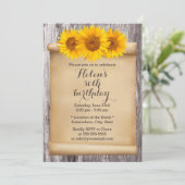 ヴィンテージのひまわり 古い巻物 木製の誕生日パーティー 招待状 (スタンド正面)