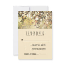 ヴィンテージのひもはRSVPカードを結婚する枝をつけます