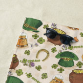 ヴィンテージのアイルランドアイコンパターン ビーチタオル (インサイチュ)