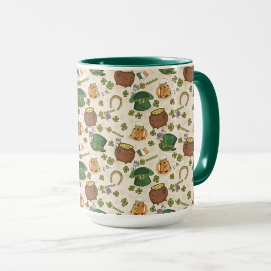 ヴィンテージのアイルランドアイコンパターン マグカップ (正面右)