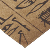 ヴィンテージのエジプトの象形文字の紙のプリント ショートテーブルランナー (コーナー)