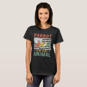 ヴィンテージのオウムは私の精神の動物のアメリカ国旗T Tシャツ (正面フル)