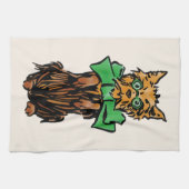 ヴィンテージのオズトト犬と緑の弓 キッチンタオル (横)